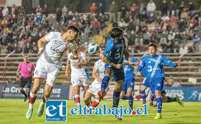 Los sanfelipeños llegan bien al duelo de hoy tras haber ganado el jueves pasado en el Municipal 2 a 1 a Santa Cruz. (Foto: Jorge Ampuero)