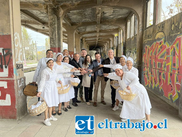 En la ex estación de trenes de La Calera se realizó la firma del Convenio de Colaboración entre el Gobierno Regional de Valparaíso y la Empresa de Ferrocarriles del Estado, cuyo objetivo es el desarrollo del estudio básico de demanda de servicios ferroviarios de pasajeros de las provincias de San Felipe y Los Andes.