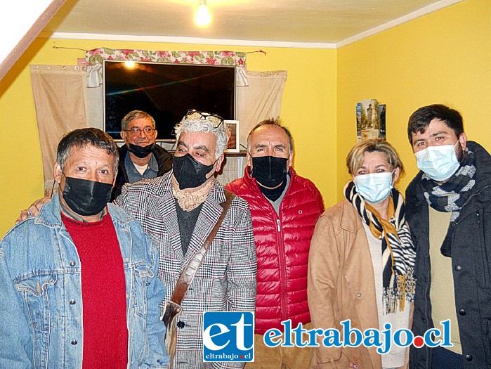 Los concejales junto al presidente de la Junta de Vecinos Padre Hurtado, Patricio Briones.