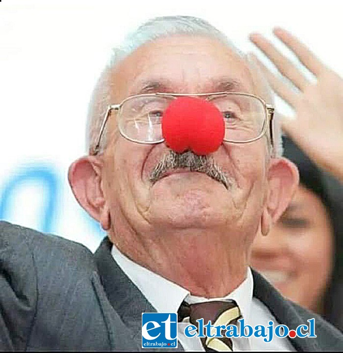 Enrique Fernández Navarrete, el Viejito Pascuero de Putaendo, con su entrañable sonrisa que se va a echar de menos con su nariz de payaso.