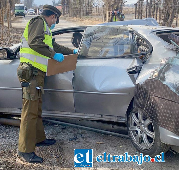 SIAT de Carabineros aún trabaja para determinar las causas del fatal accidente en el sector de Los Molles.