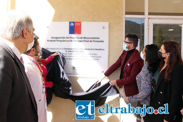 Autoridades inauguran obras de mejoramiento del Hospital Psiquiátrico de Putaendo.