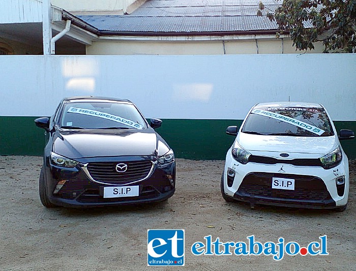 Estos fueron los vehículos incautados. Un Mazda en San Felipe y un Kia Morning en Putaendo.