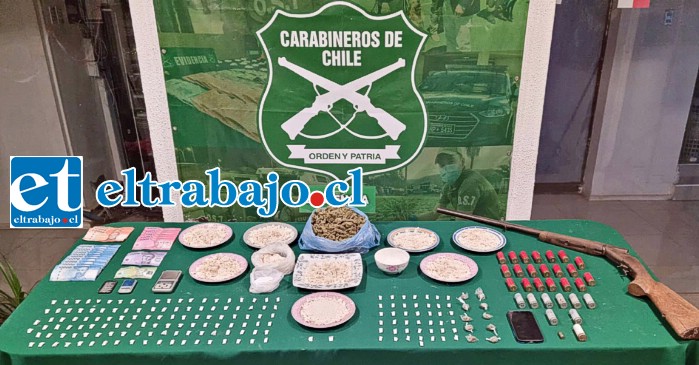 Drogas y armas de fuego decomisó personal OS7 de Carabineros en dos departamentos en la Villa Departamental.