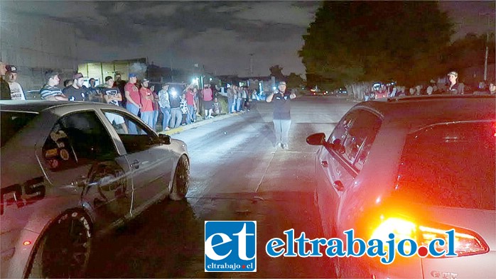 Vecinos han denunciado serie de carreras clandestinas en calle Tocornal. (Imagen referencial).