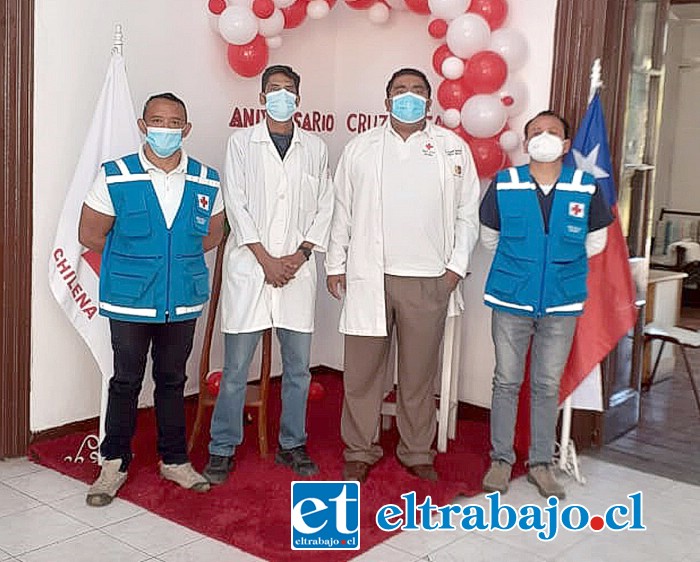 Ellos son los médicos con que cuenta la Cruz Roja de San Felipe.