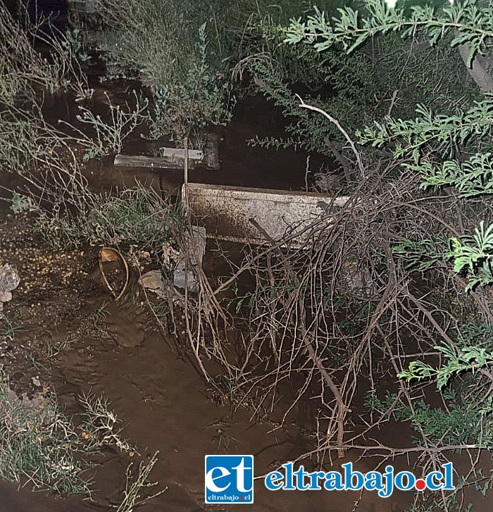 Este fue el canal que se desbordó en Tierras Blancas.