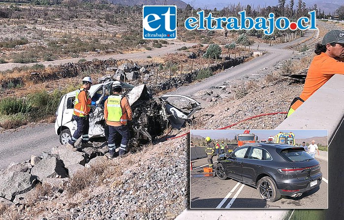 Tras el impacto, el vehículo Suzuki salió prácticamente volando para ir a caer fuera de la pista elevada, donde lamentablemente fallecieron dos personas.