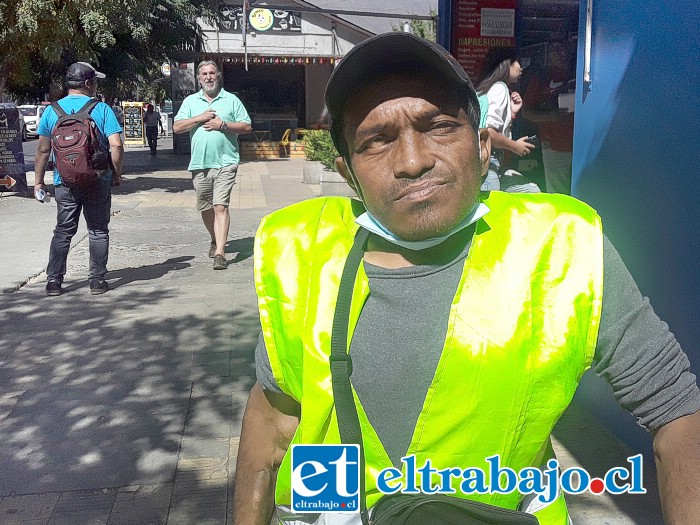 ‘Luli’ está realizando una campaña para poder comprarse una moto y poder trasladarse desde La Troya al centro de San Felipe.