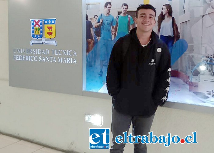 El estudiante, en su ingreso a la Universidad Técnica Federico Santa María.