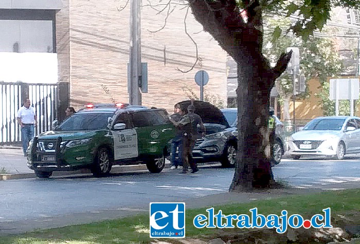 Momento en el cual es detenido el hombre en la Avenida O´Higgins.