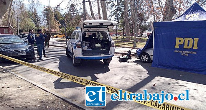 Un joven de 24 años de edad fue encontrado acribillado al interior de un vehículo en la ciudad de Los Andes. (Foto de archivo)