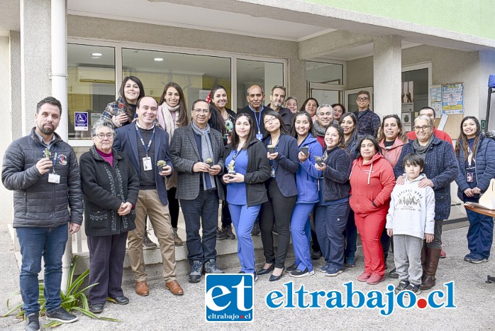 La ceremonia estuvo encabezada por el alcalde de Putaendo, Mauricio Quiroz Chamorro, quien compartió junto a vecinas y vecinos del sector de Las Coimas.