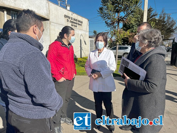 Alcaldesa Carmen Castillo visitó el Cesfam Segismundo Iturra ante la emergencia por alza de enfermedades respiratorias.