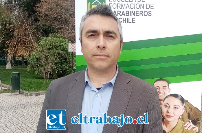 Sebastián Sepúlveda, profesional encargado de difusión de Admisión a Carabineros.