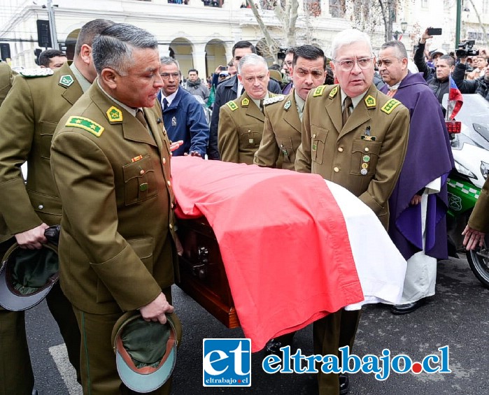 La comunidad de Aconcagua se volcó a las calles para despedir a los dos carabineros fallecidos, ceremonia que contó con la presencia de la ministra del Interior y Seguridad Pública, Carolina Tohá; el fiscal nacional Ángel Valencia, y el general director de Carabineros, Ricardo Yáñez.