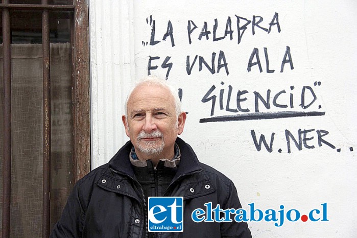 Nelson Paredes, dentista, autor del libro ‘En la Cuerda Floja’.