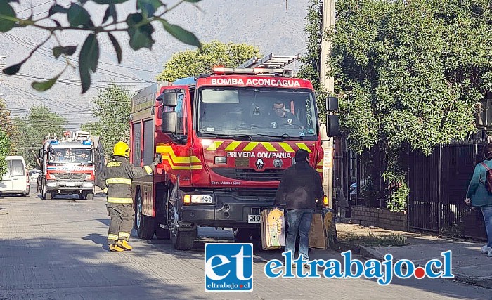 Rápida respuesta evitó que el fuego se propagara en una vivienda en la villa Bernardo Cruz.