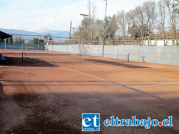 Las canchas del Club de Tenis Valle de Aconcagua no sabrán de pausas durante enero próximo.