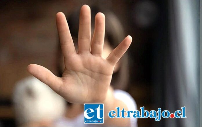 PDI detuvo a depravado por el delito de violación a menor de edad. (Imagen referencial)