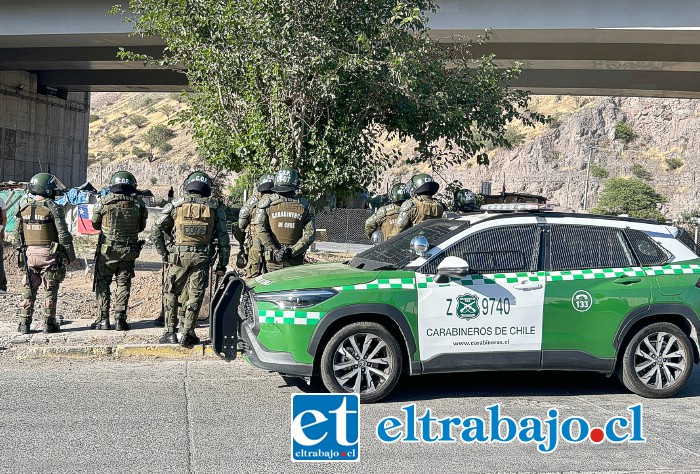 Este martes se realizó un operativo de desalojo a los asentamientos precarios en el Puente El Rey.