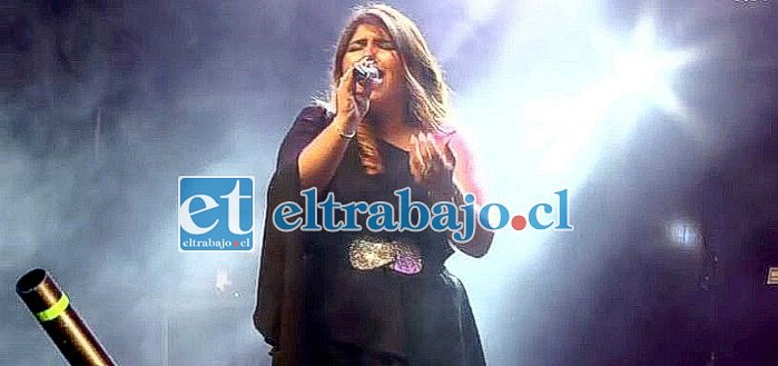 Catalina Ferrer, participante y ganadora del Festival de la canción Mauricio Herrera.
