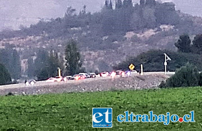 Tres personas resultaron lesionadas tras choque frontal en la Autopista Los Andes.