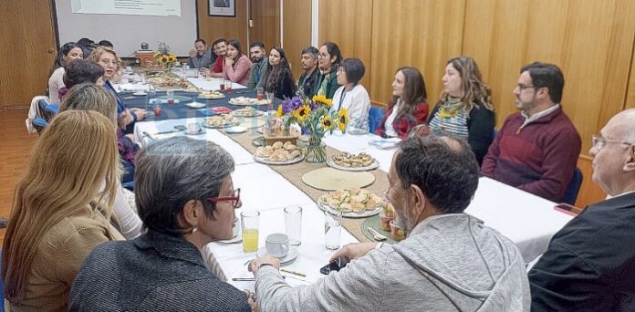 Comitiva del Banco Mundial y del Ministerio de Salud visitaron el SSA respecto a la estrategia de atención integral.