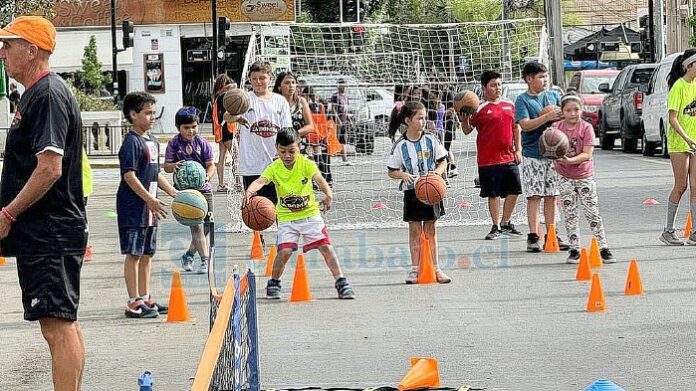 La actividad contará con estaciones deportivas para todas las edades.