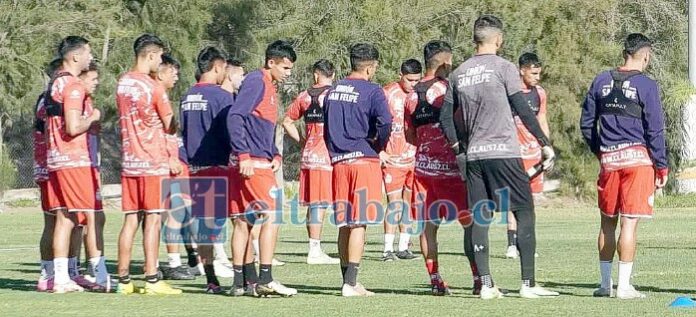 Este domingo el equipo albirrojo no tiene más alternativa que sumar.