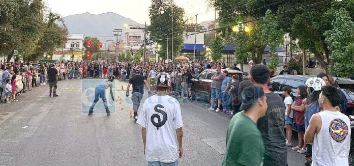 Estaciones deportivas estarán presente en ‘The Color Fest’, precisamente en calle Salinas.