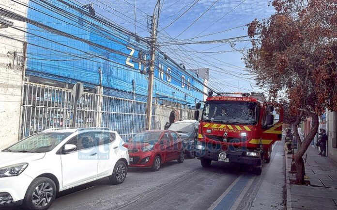 Bomberos concurrió a llamado eléctrico en calle Merced.