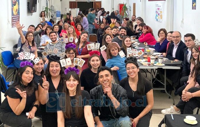 Felipe Flores en las oficinas del Servicio de Salud de Aconcagua durante el 2023.