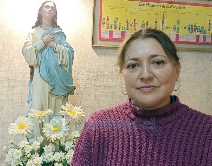 Carolina Sepúlveda, secretaria parroquial de la Catedral de San Felipe.