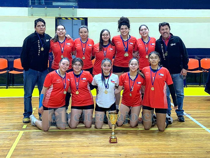 Sub 17 del Liceo Cordillera se coronó campeón (2ª fecha) de la Liga de Menores A1, abrochando pasajes para la final nacional de la categoría.