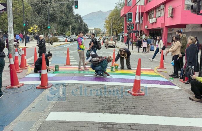 ‘Pinto Mi Tránsito’ da inicio al programa conmemorativo del mes del orgullo LGBTIQ+ 2024 impulsado por la Municipalidad de San Felipe.