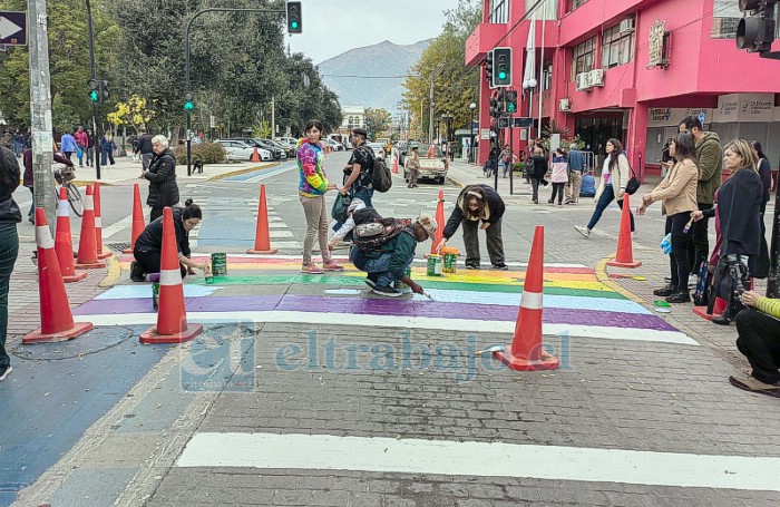 ‘Pinto Mi Tránsito’ da inicio al programa conmemorativo del mes del orgullo LGBTIQ+ 2024 impulsado por la Municipalidad de San Felipe.