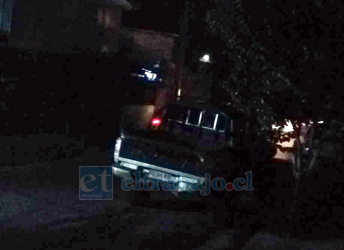 Esta ha sido la imagen de estas noches ahí en Avenida Diego de Almagro, producto que un camión botó 4 postes.