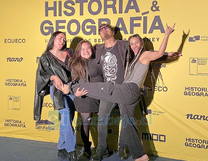 Damaris Fuentes, Daybelis Segovia, Maicol Cortés y Francisca Rodríguez, miembros de la compañía de teatro ‘Reparo’.