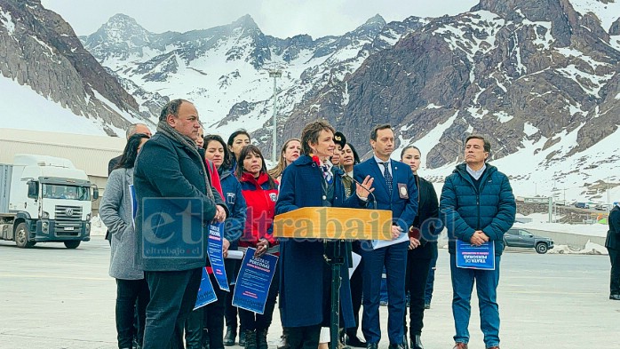 La vicepresidenta de nuestro país, Carolina Tohá, estuvo presente en el Complejo Fronterizo Los Libertadores, en Los Andes. 