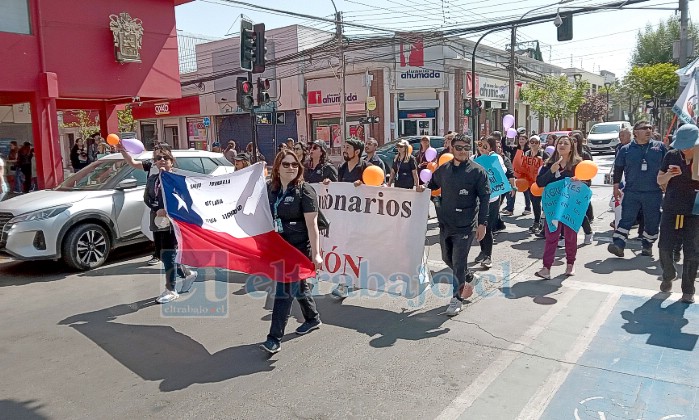 De distintas comunas se hicieron presentes ayer en esta marcha.