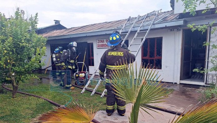 La emergencia con mayor complejidad fue el incendio estructural que afectó una iglesia evangélica el día lunes 16 de septiembre en el sector de Encón.