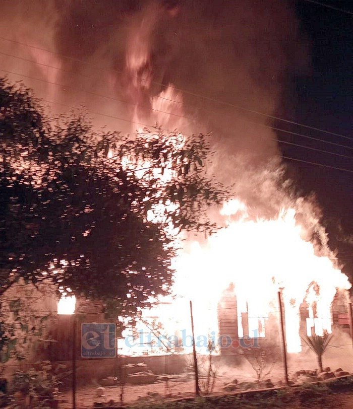 Dos viviendas fueron afectadas por incendio en Santa María.