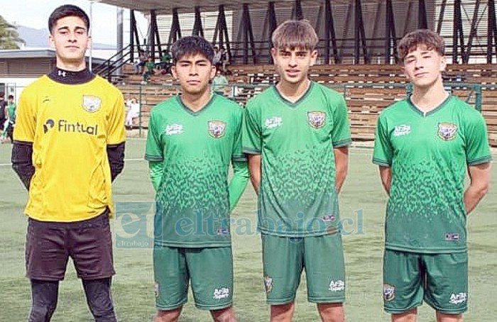 Futbolistas del club Trasandino que fueron seleccionados para participar del evento deportivo.