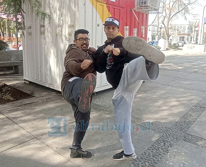 Daniel Oyaneder y Alfonso Puga, peleadores sanfelipeños de kickboxing.