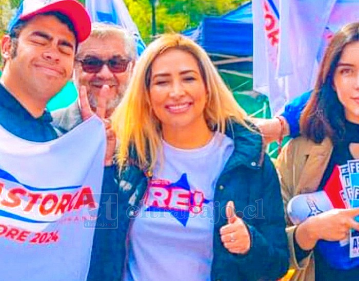 Maricarmen Moreno junto a candidatos y militantes del partido Republicano.