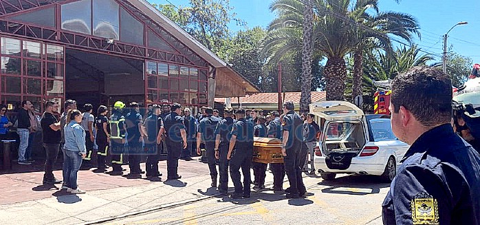 Bomberos despide a uno de los suyos, Eduardo Pastén González. 