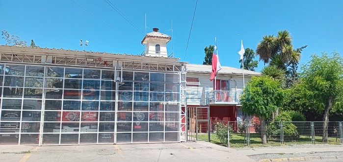 Frontis del cuartel de la Tercera Compañía, ubicado en calle Justo Estay de la Población San Felipe, donde las personas pueden ir a entregar sus donaciones.