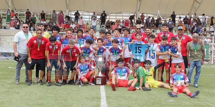 Rinconada se consagró campeón Regional en la categoría menores de 13 años. 