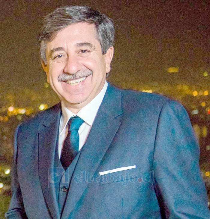 Doctor Alejandro Lolas, presidente del Club Árabe de San Felipe.